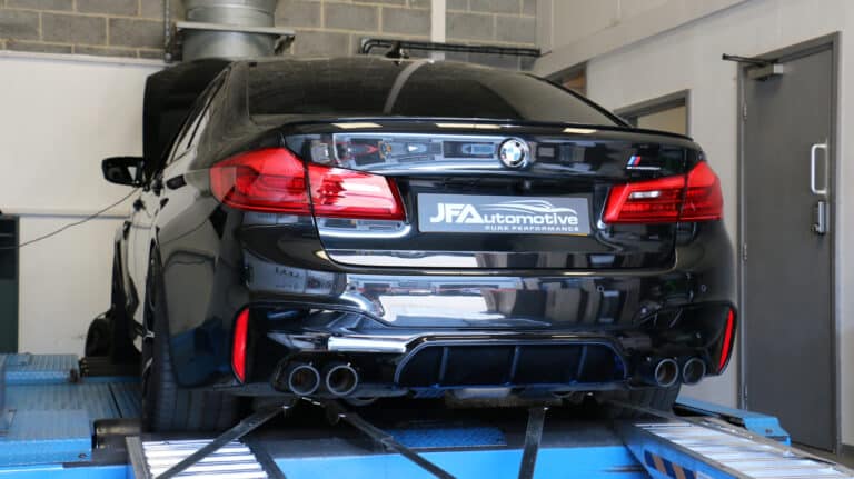 Photo 17 - BMW M5