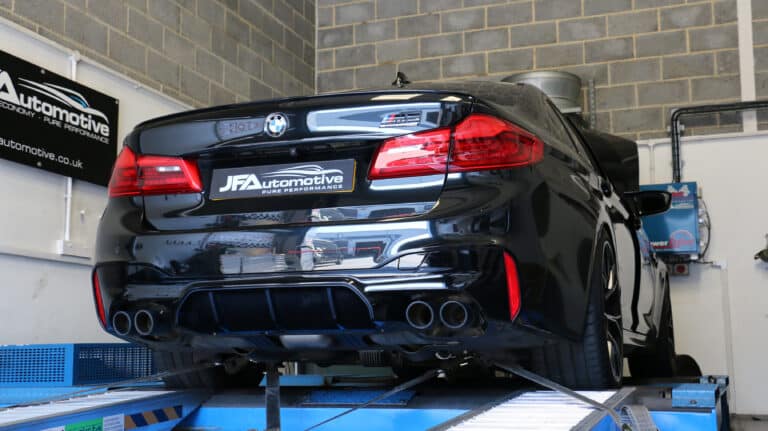 Photo 16 - BMW M5
