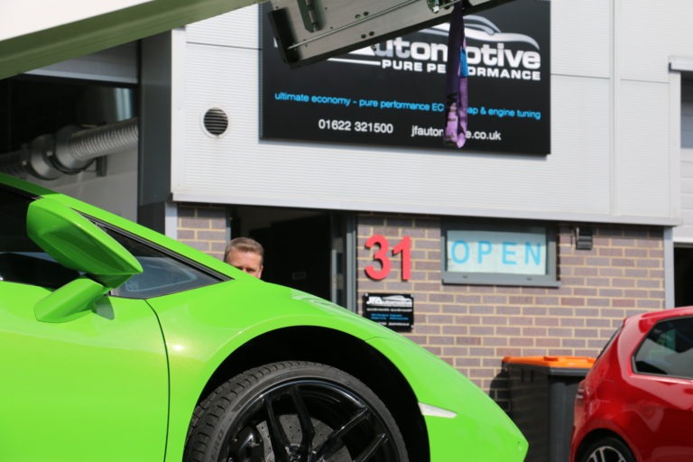 Photo 1 - Lamborghini