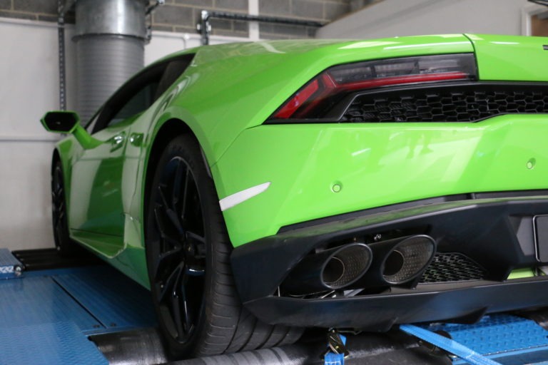 Photo 2 - Lamborghini