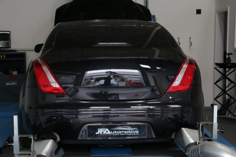 Photo 3 - Jaguar