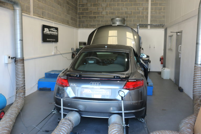 Photo 1 - Audi TT