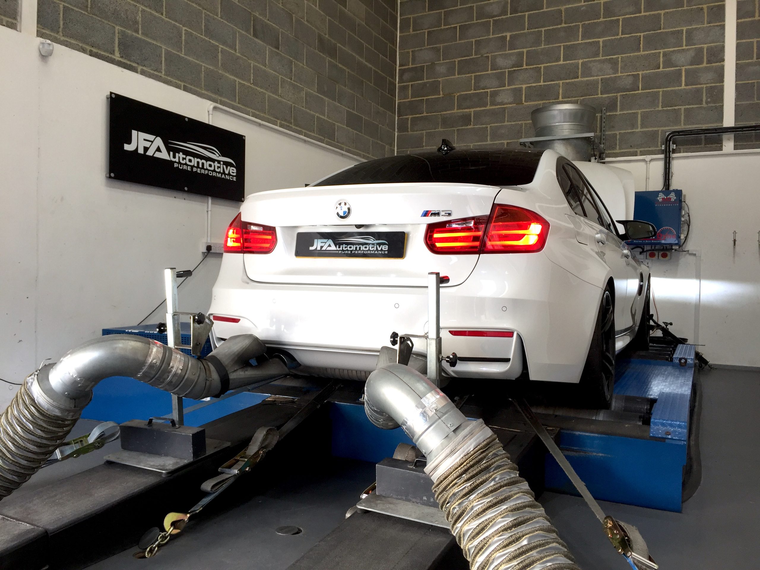 BMW M3 & M4 ECU Remapping, Engine Tuning & Gearbox Tuning