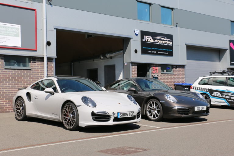 Photo 3 - Porsche 911