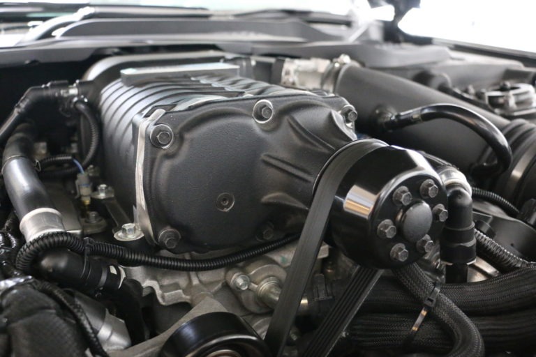 Photo 4 - Ford