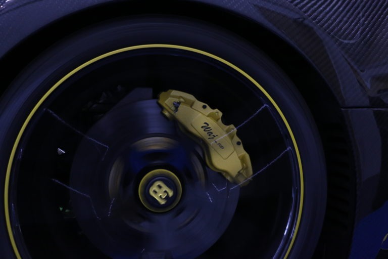 Photo 11 - Bugatti Veyron 16.4