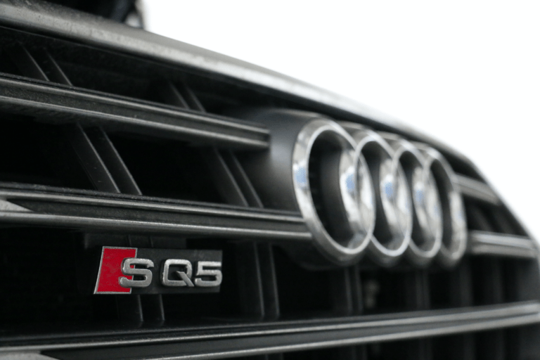 Front Grill Of Audi SQ5