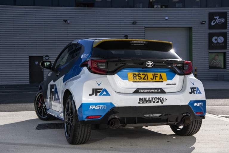 Photo 8 - Toyota Yaris 2020 -