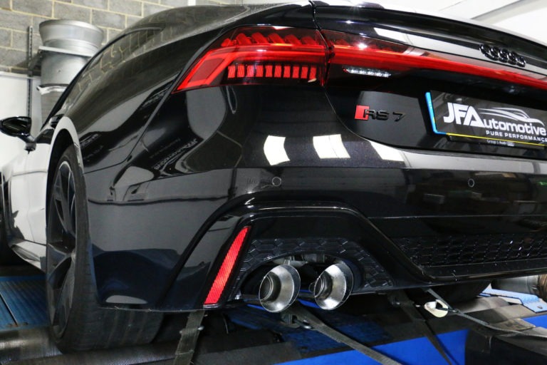 RS6/7 C8 Tuning - Close up of the RS6/7 C8 Remus Exhaust Tips!