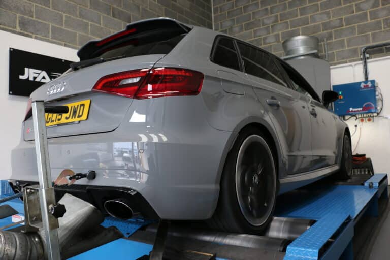 Audi RS3 2018 on the dyno
